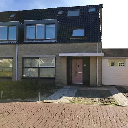 Het Station Tatil Evi Bergen aan Zee